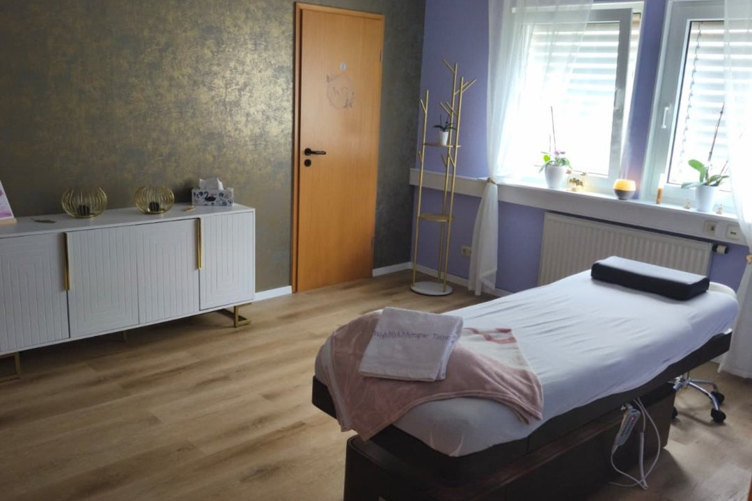 Wohlfühltherapie Yaimi, Zwenkau, Sachsen