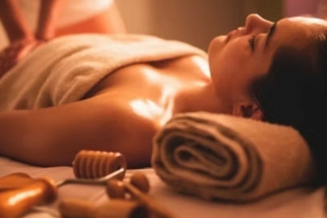 Madero Bodystudio Ramona, Brislach, Kanton Basel-Landschaft