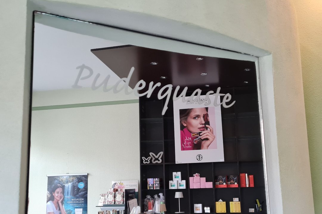 Puderquaste Kosmetik für Sie und Ihn, Zündorf, Köln