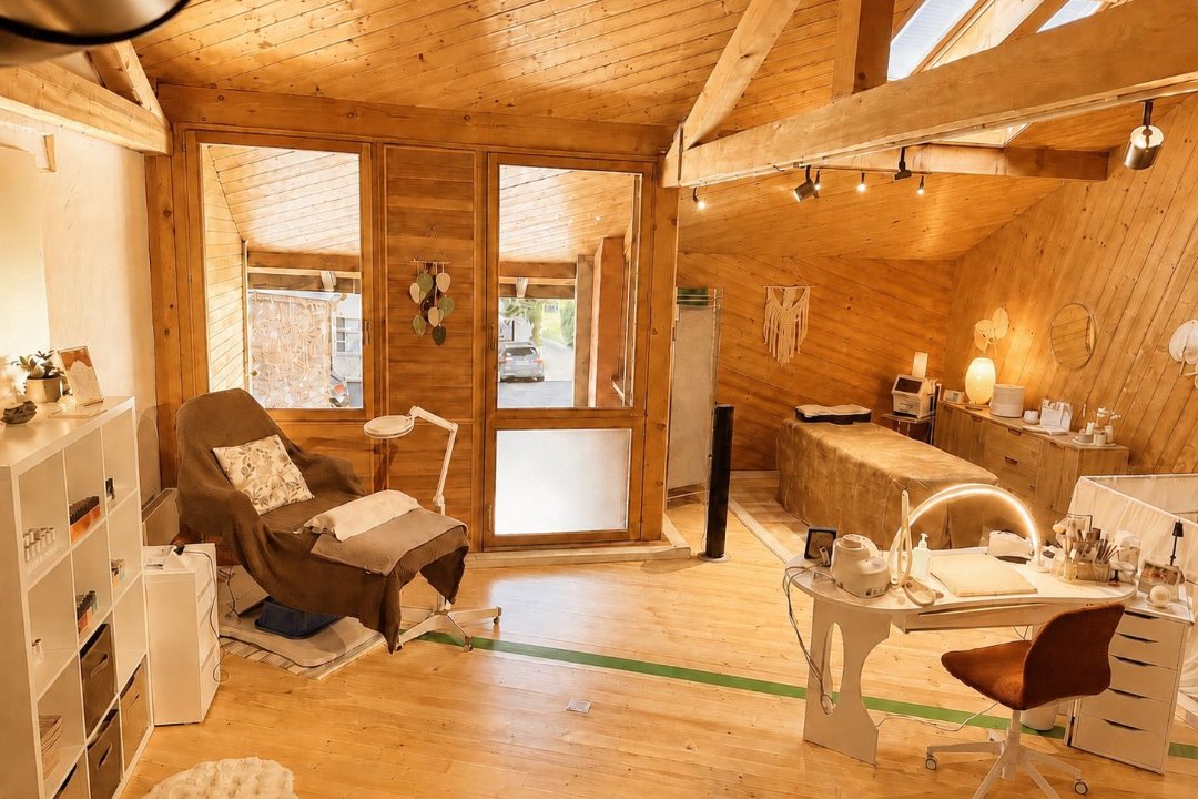 CND Beauty , Canton de Vaud