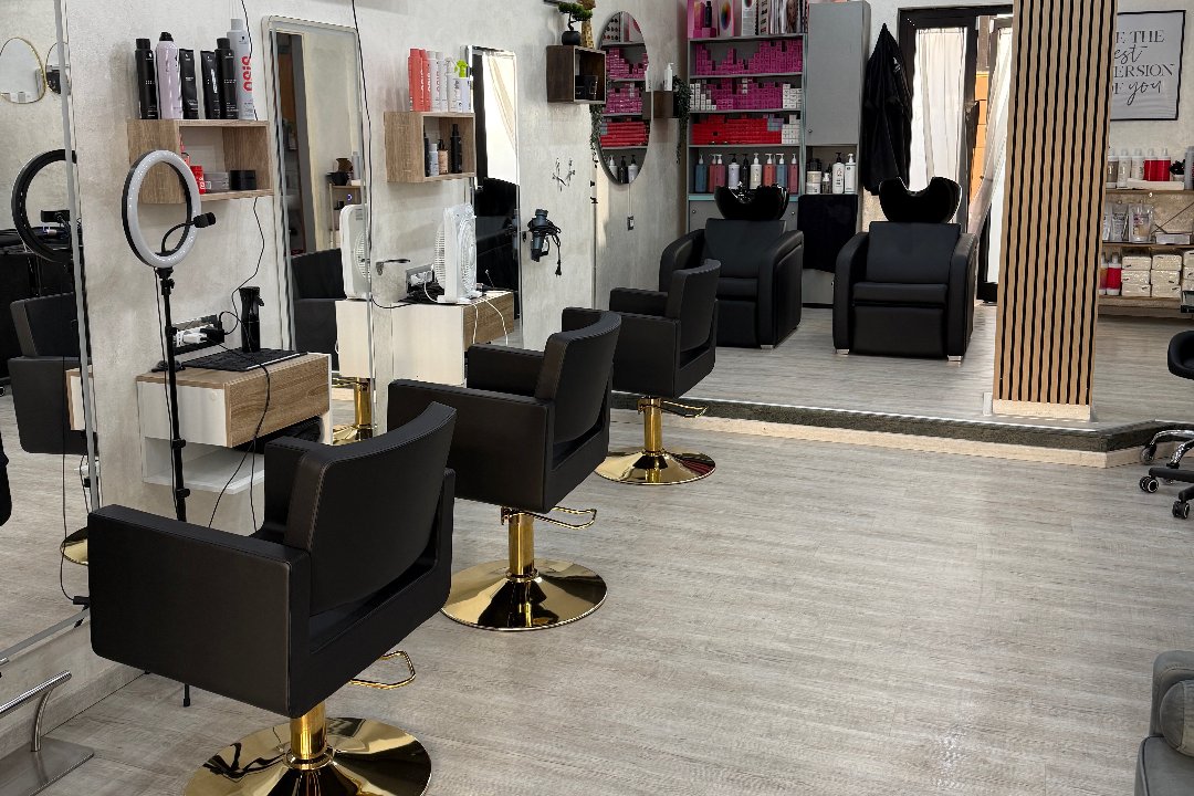 NØVA Hair Studio, Tuvixeddu Tuvumannu, Cagliari