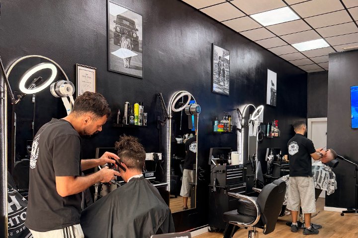 Barbería HB Brothers - Barbier Terrassa - Photo de galerie - OneBooking