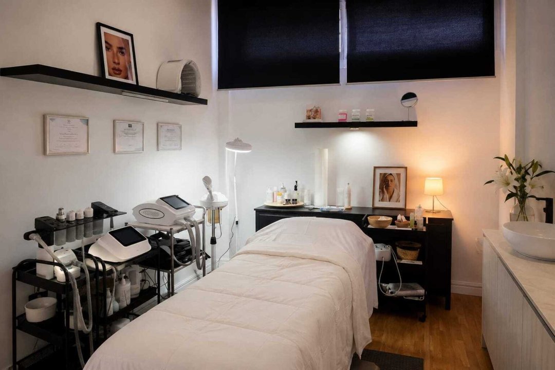 Studio by Genesis, Escaleritas, Las Palmas