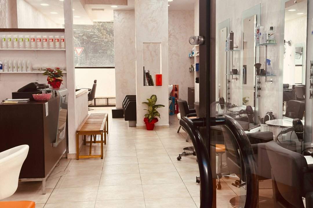 Hair Dreams Unisex Salone e Centro Estetico, Prato