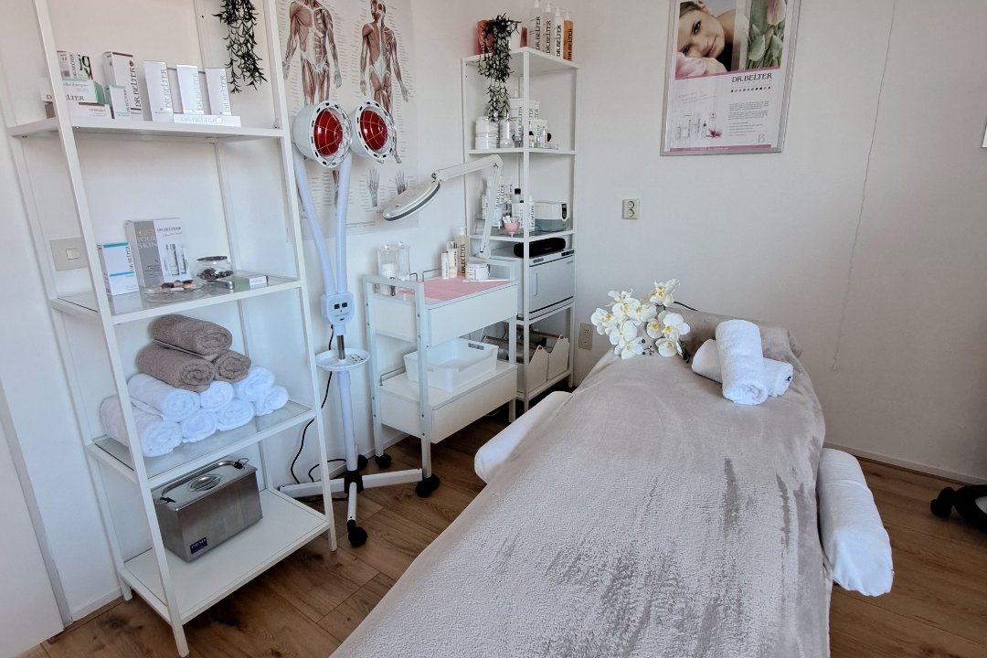 LUNÈVE Beauty & Care, Weigelia, Zuid-Holland