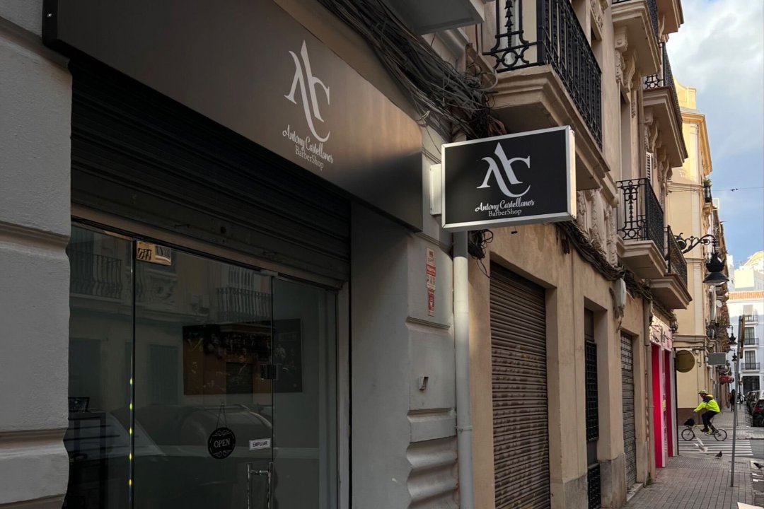 Antony Castellanos Barber Club, Valencia