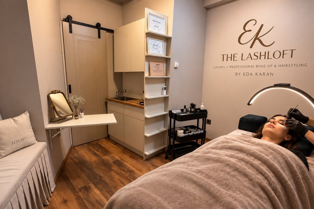 THE LASHLOFT    LASHES · PROFESSIONAL MAKE-UP & HAIRSTYLING, Schwedenplatz, Wien