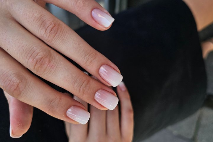 Vio_nails | Manucure Russe - Onglerie Paris - Photo de couverture - OneBooking