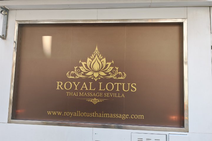 Royal Lotus Thai Massage Sevilla - Massage Sevilla - Photo de galerie - OneBooking