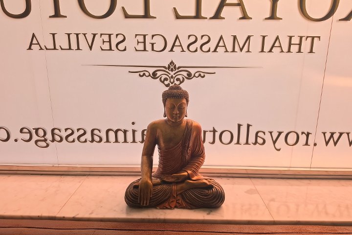 Royal Lotus Thai Massage Sevilla - Massage Sevilla - Photo de galerie - OneBooking