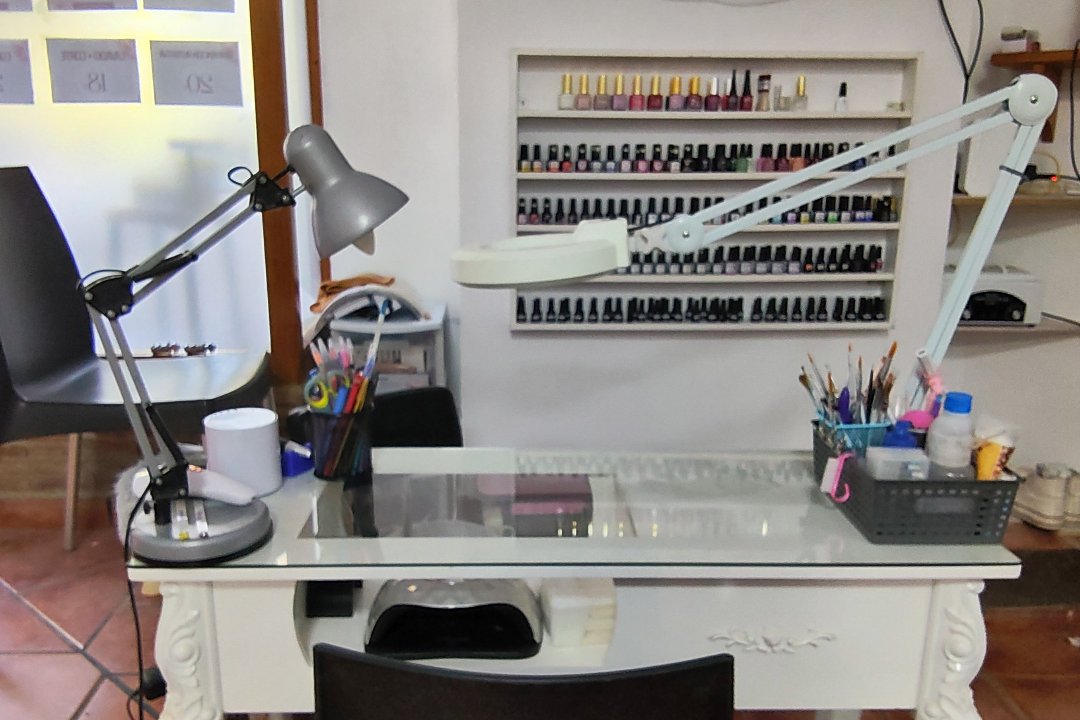 Evolution Belleza Integral, Burjassot