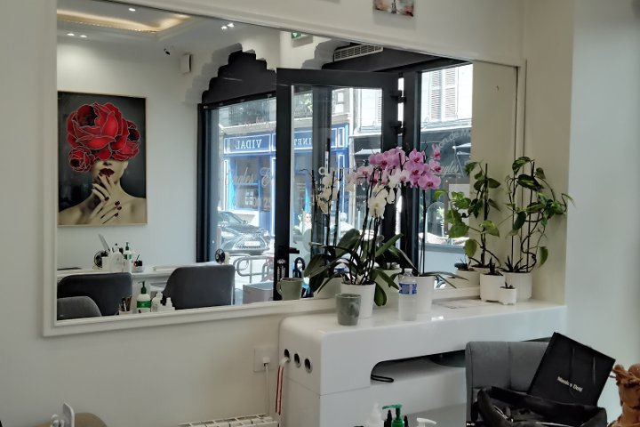 Ongles étoiles - Onglerie Paris - Photo de galerie - OneBooking