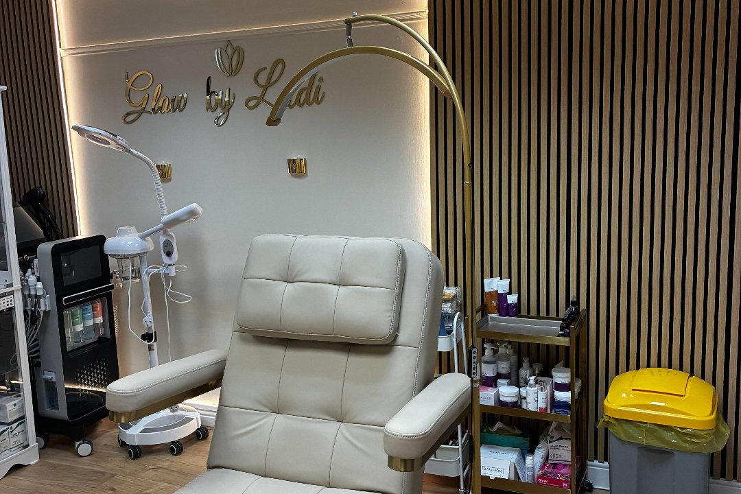 Glow By Lidi, Navigation Road, Trafford