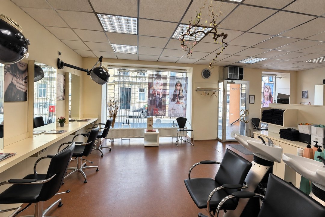 Hair by Yaldaz 2, Shopping Centre Nord, Wien