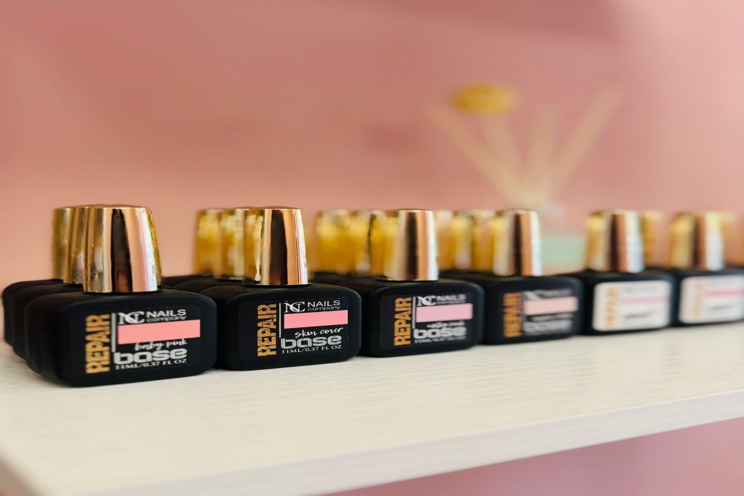 Nails Atelier - Academy & Shop, Tivoli