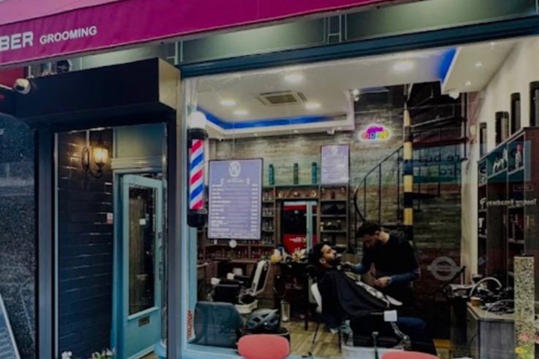 Ladies & Gents Hairdressing, Centre Court Shopping Centre, London