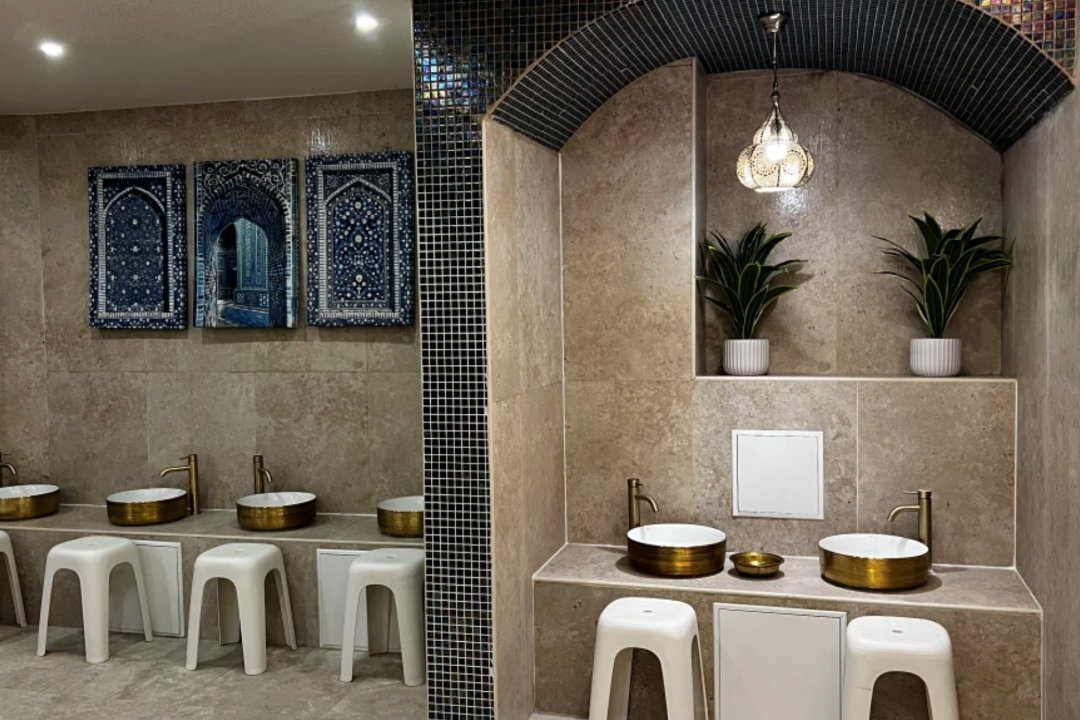 Les Bains du Palais, Montrouge, Hauts-de-Seine