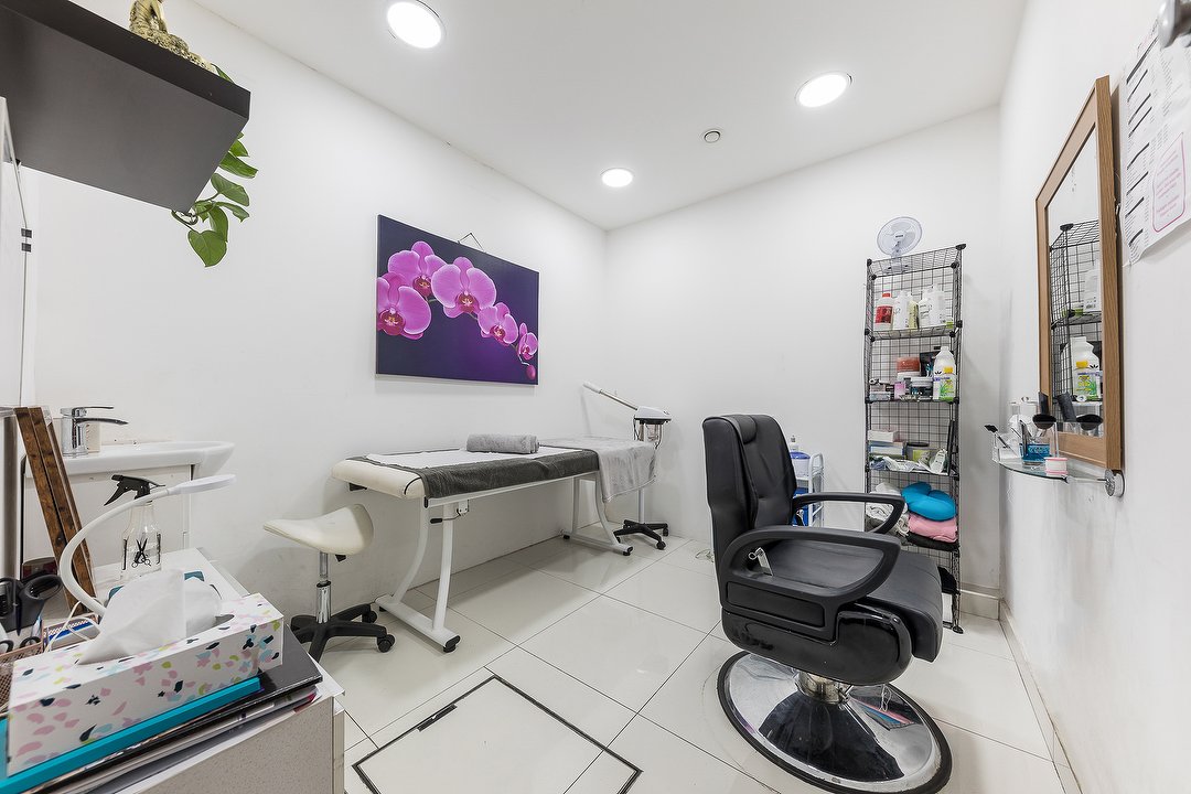 Thairapy Hair & Beauty, Wembley, London