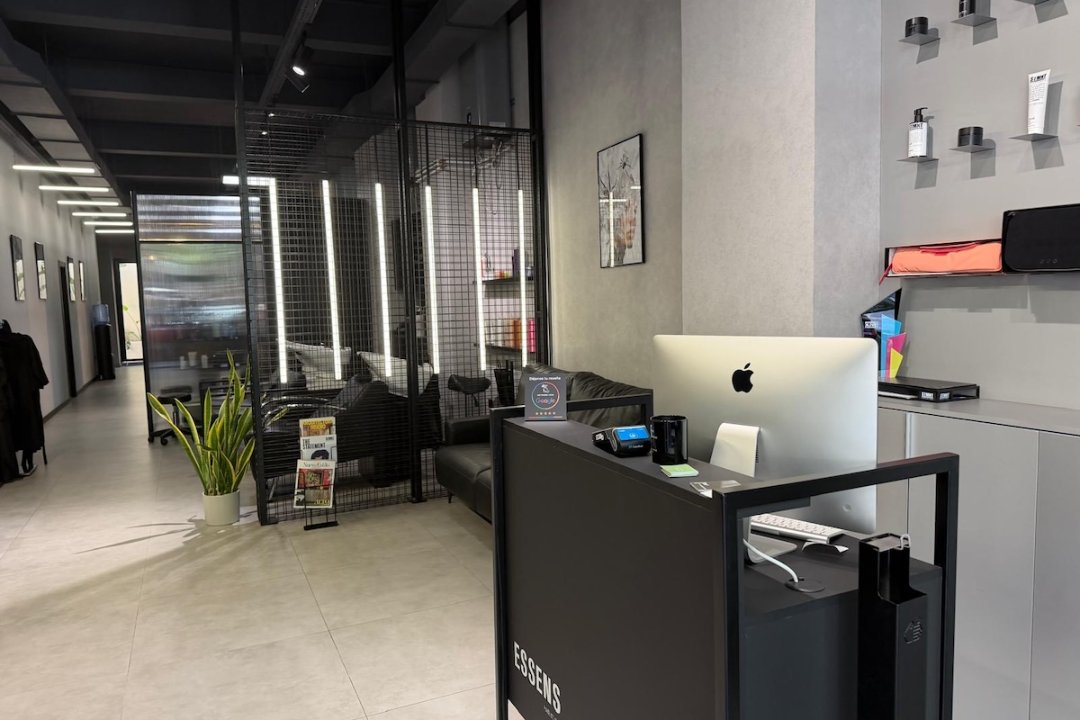 Mirela Darie Hair Therapist, La Gran Via, Valencia