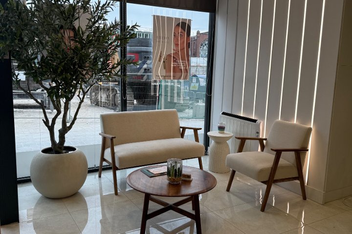 AFSOO (Beauty, Hair, Aesthetics) - Sourcils & cils Leeds City Centre - Photo de galerie - OneBooking
