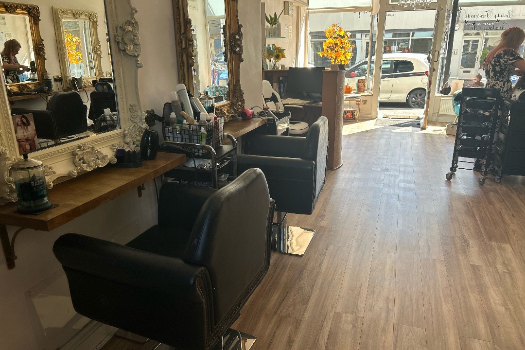 Lexy Hair, The Cotswolds