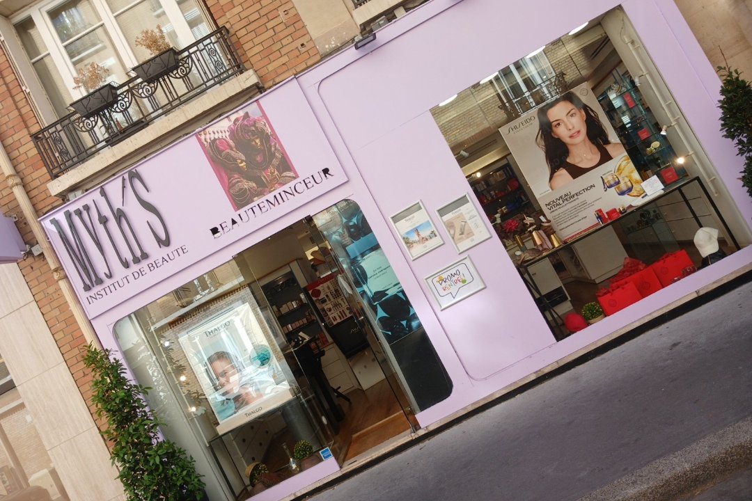 Parfumerie Myth's, Courbevoie, Hauts-de-Seine