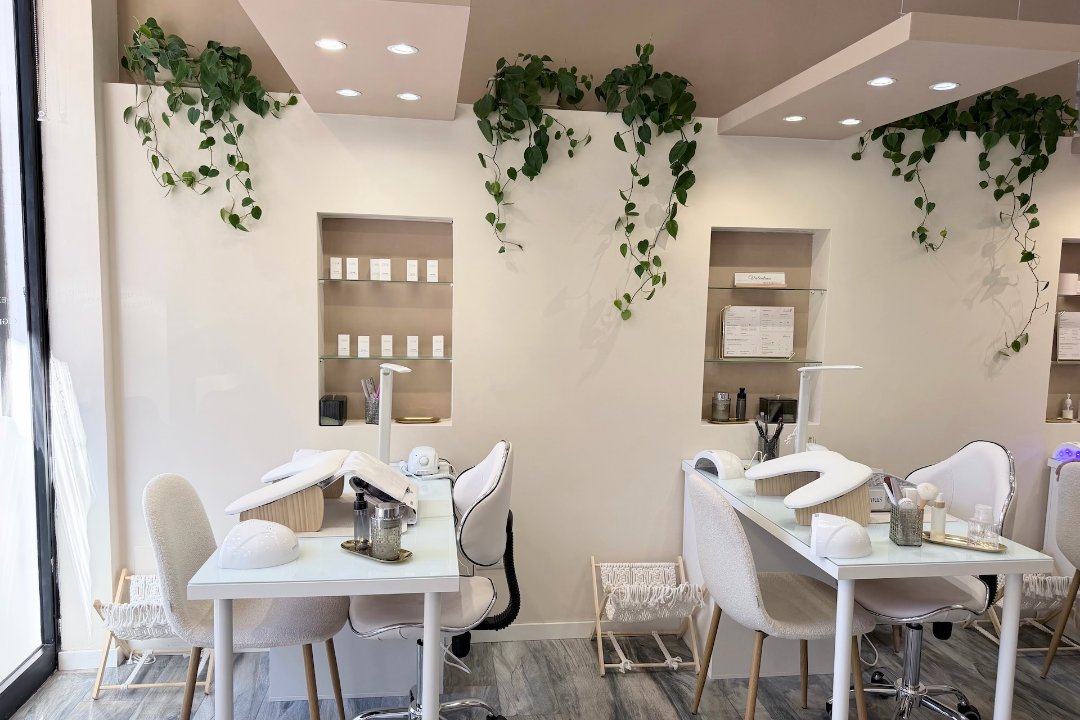 Posh Beauty Salon, Ostia, Roma