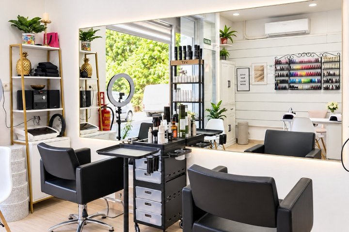 Relevance Beauty Salon - Spa Granada, 18013 - Photo de galerie - OneBooking