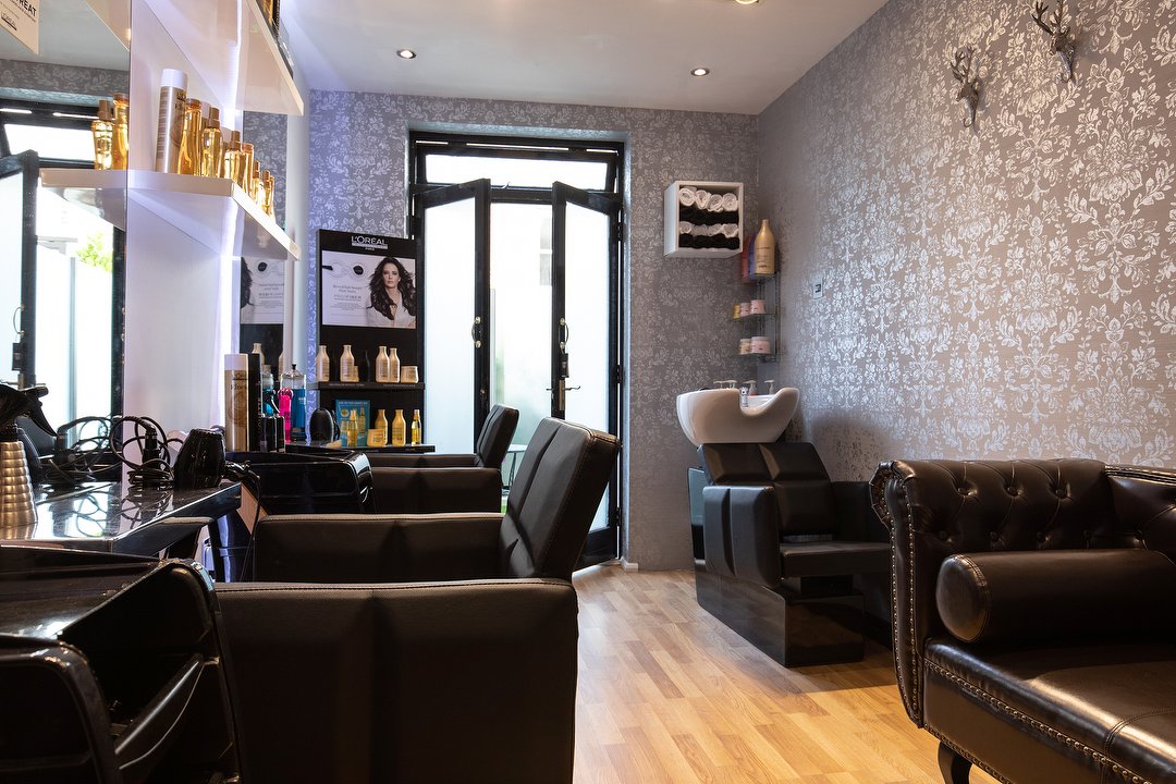 Closed Vegas Grooming - Merging with Villys, Kennington, London