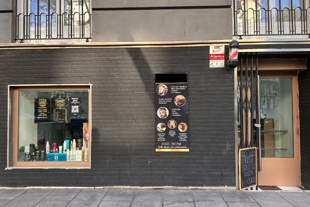 Barbería Latina Tiger Barber, María de Molina, Madrid