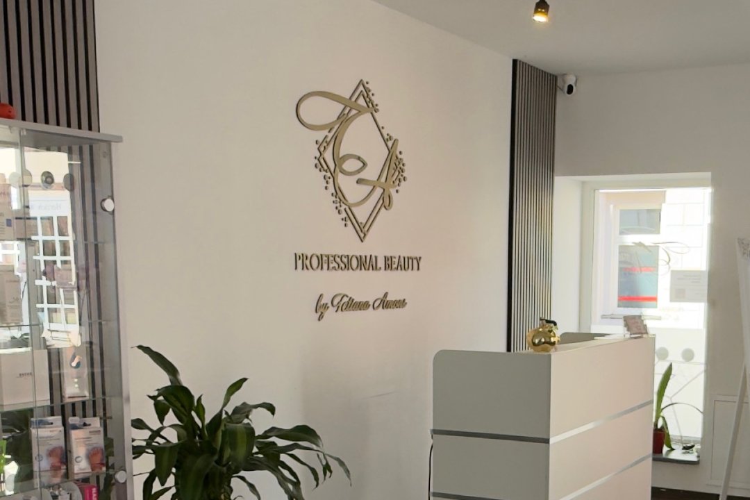 Professional Beauty by Tetiana Amons, Aue-Bad Schlema