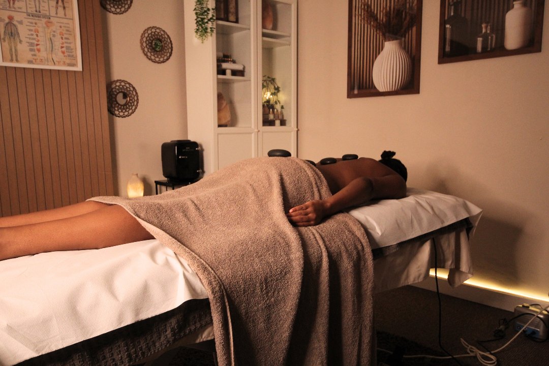 DESTRESSROOM, Emerson Park, London