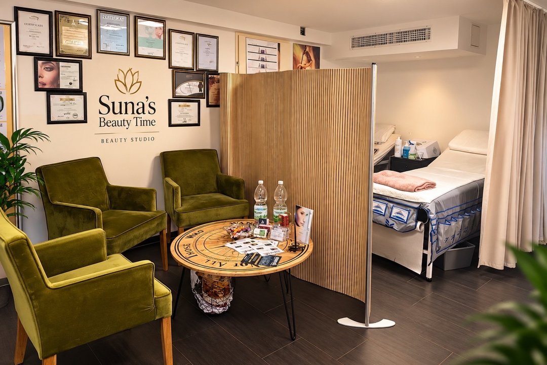 Suna's Beauty Time, Angern an der March