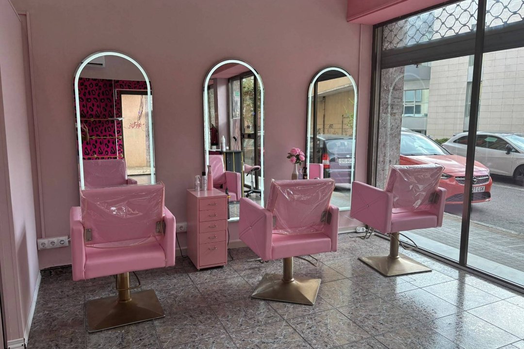 Enkantos Hair Studio, Eixample, Provincia de Barcelona