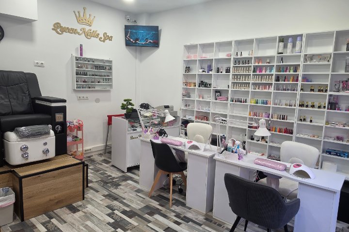 Queen Nails Spa - Onglerie Burgos  - Photo de galerie - OneBooking