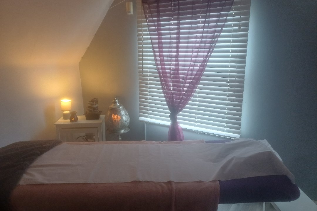 Sweet Nature Massage & Holistic Therapy, Newport Pagnell, Buckinghamshire