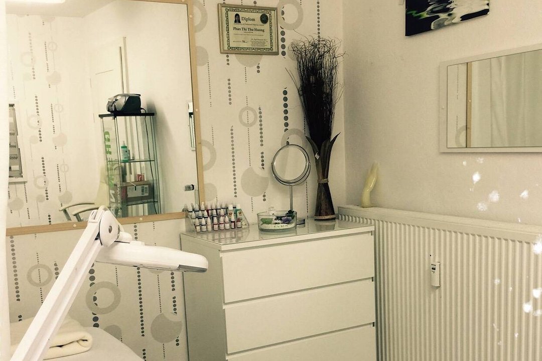 Greennails Regensburg, Innenstadt, Regensburg