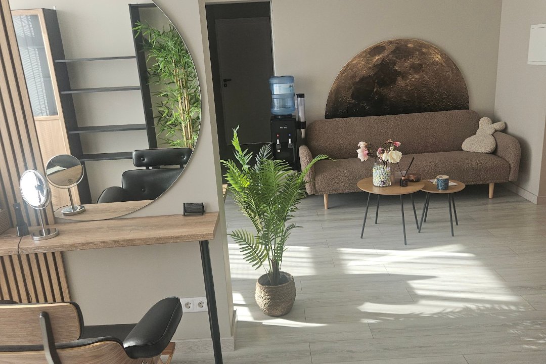 Moon studija, Centras, Klaipeda