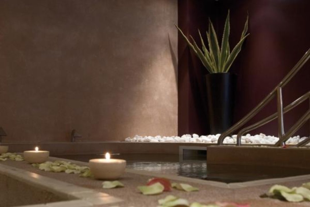 Waterfall Spa, The Calls, Leeds