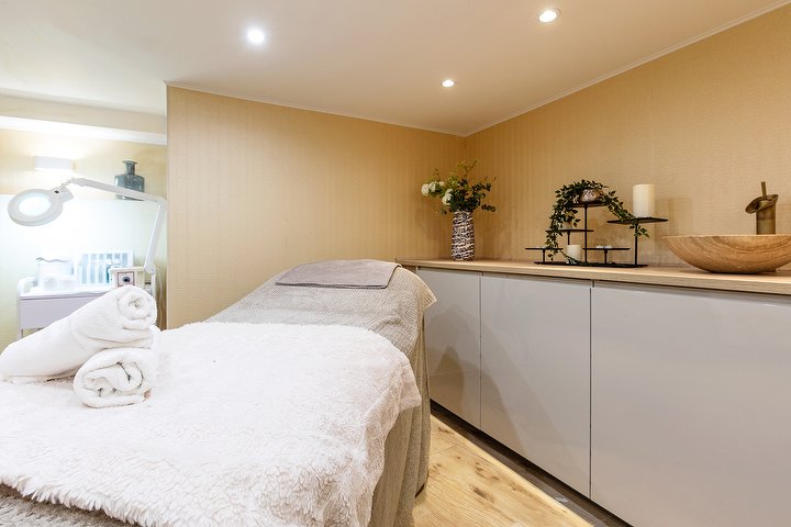 IMAGES London - Onglerie Clapham Common - Photo de galerie - OneBooking
