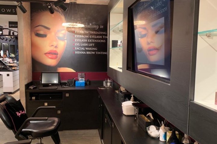 Eye Candy - Ely's Wimbledon - Sourcils & cils Wimbledon - Photo de galerie - OneBooking