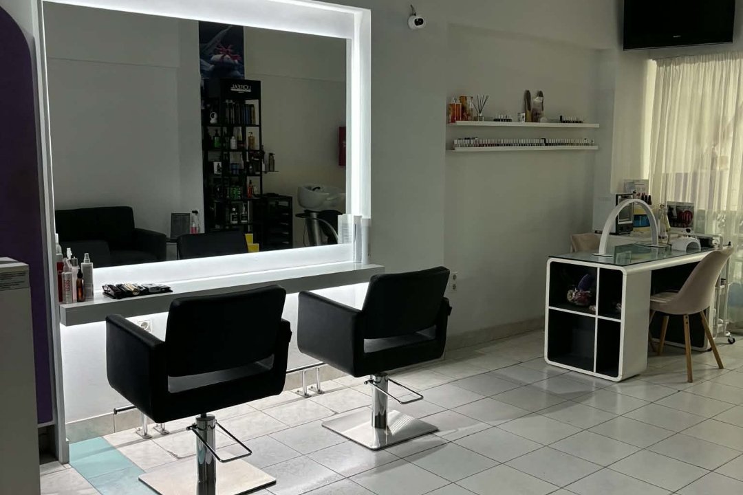 Konstantinos Salon, Αργυρούπολη, Αττική