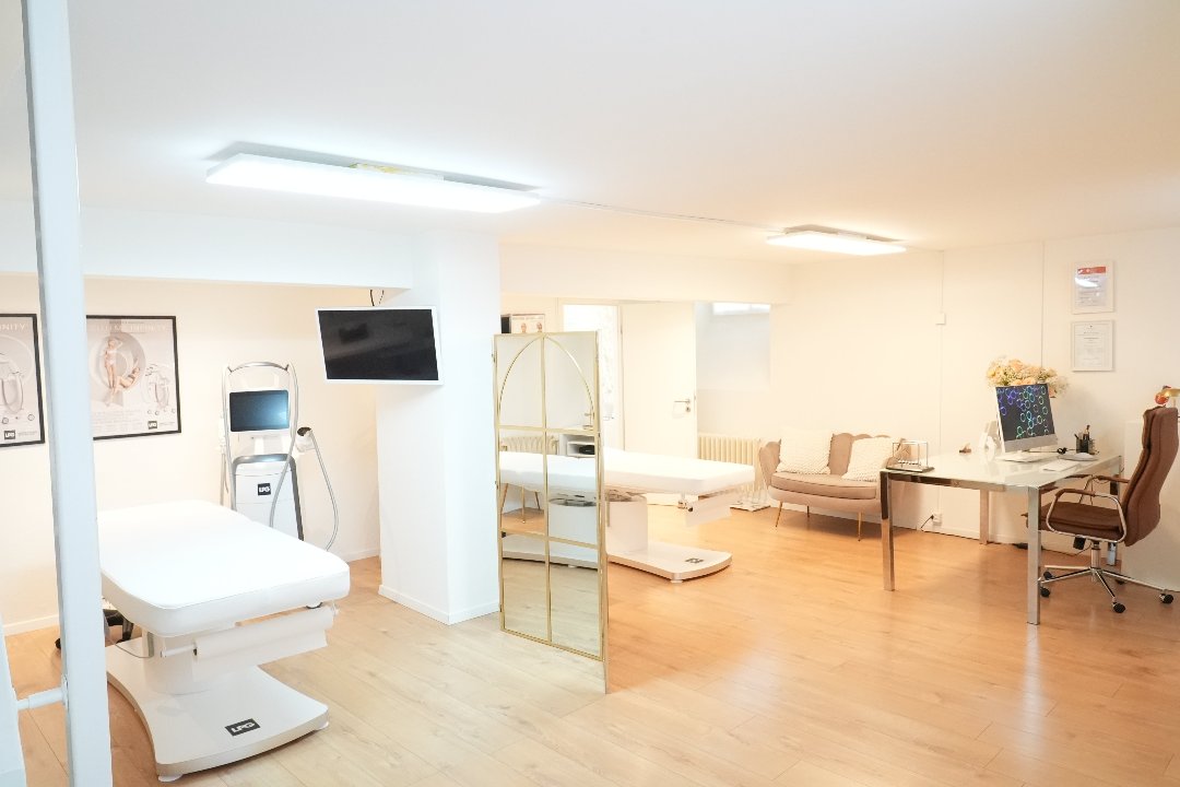 Lymphcare by Cate Rickenbacher, Central, Zürich