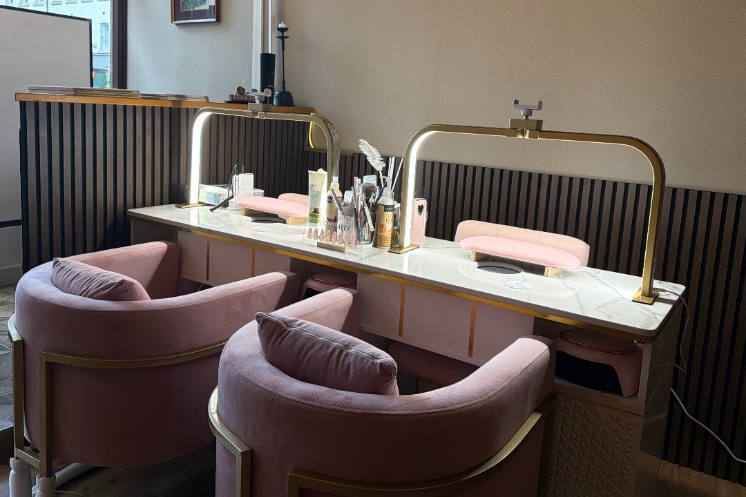 Yoré Nails, Fleet Street, London