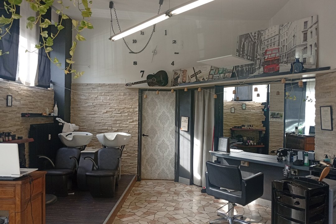 Black Velvet Barbershop, Povo, Trentino Alto Adige