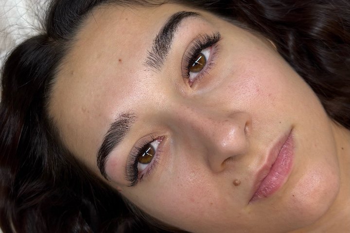 Seybella - Onglerie Perugia - Photo de galerie - OneBooking