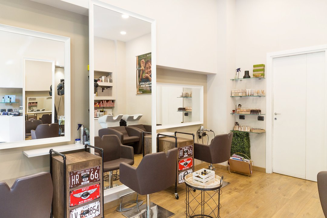 Maison Hair Salon, Giambellino - Lorenteggio, Milano