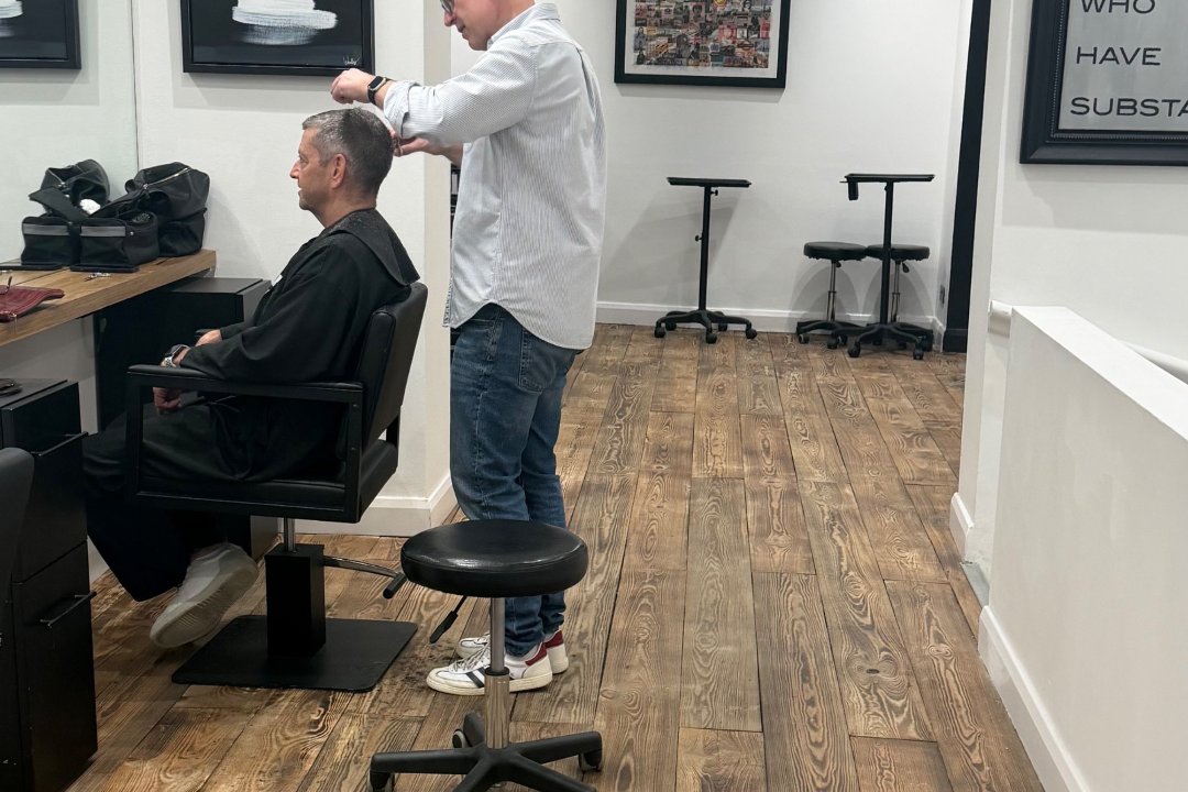 Tracy Chester Hair, Marylebone High Street, London