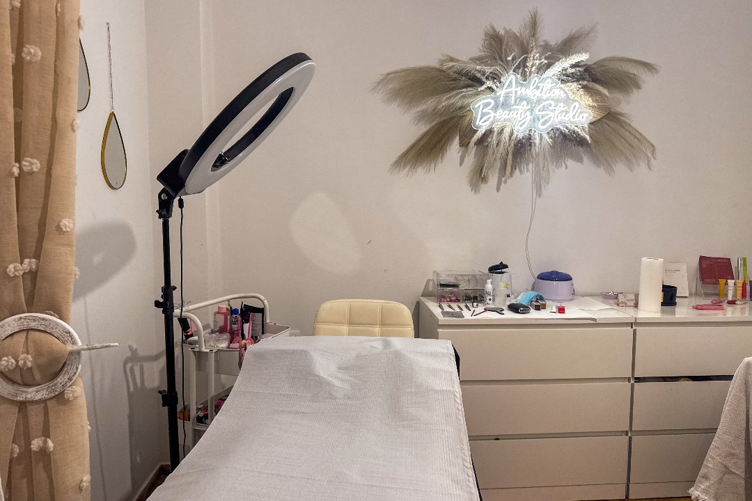 Ambition Beauty Studio Lashes & More, Βύρωνας, Αττική