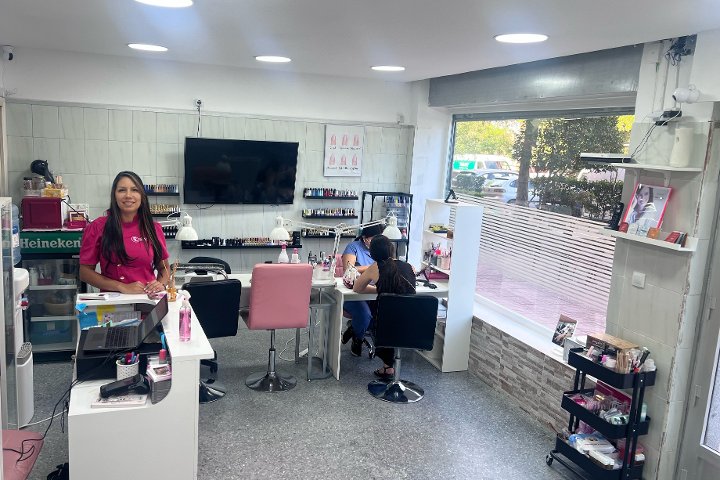 Exotica Beauty Nails - Calle Angelillo - Onglerie Madrid - Photo de galerie - OneBooking